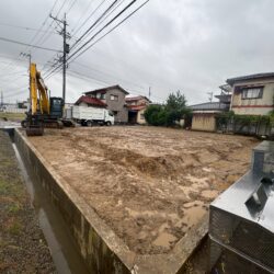 About 37994169 7a73 4913 a552 1f4d544fa62f